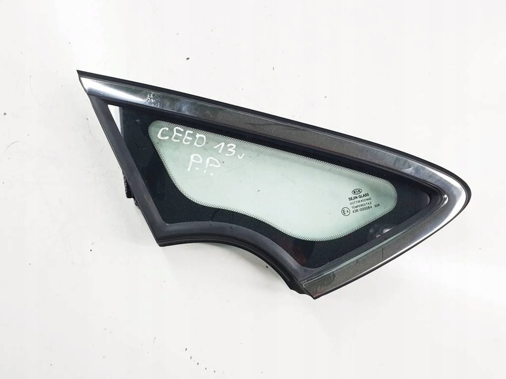 фото №1, Kia pro cee'd ii 13r стекло правый перед