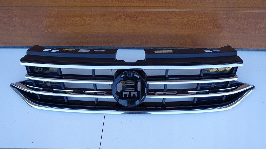 фото №1, Решётка радиатора решётка радиатора vw tiguan r line lift