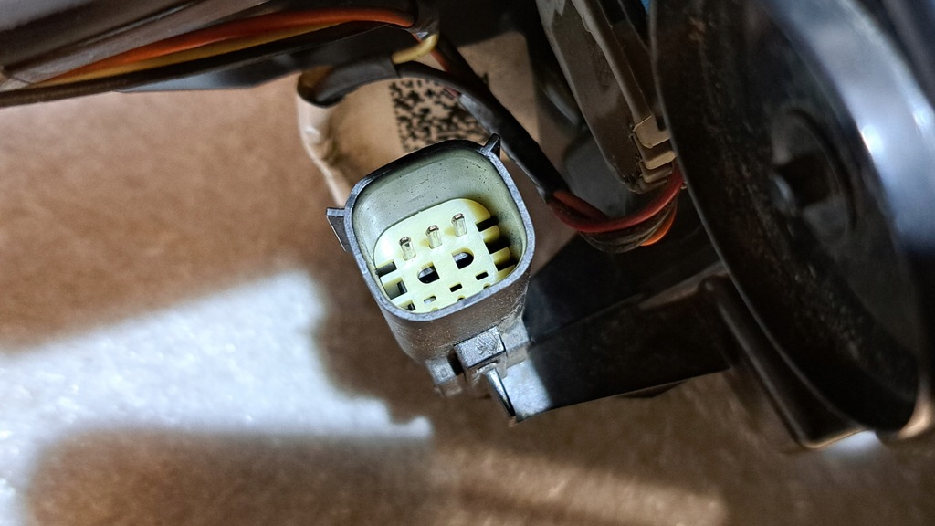 фото №11, Ford escape lift лампа задняя правая