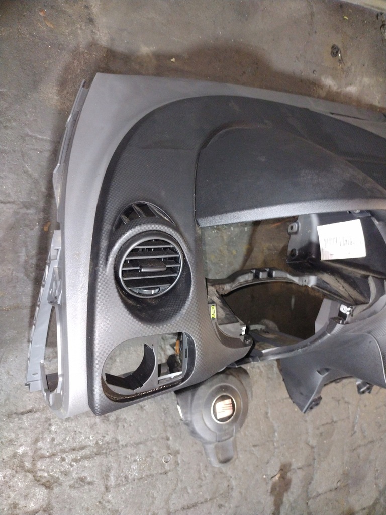 фото №8, Панель приладів приладова air bag seat toledo iii