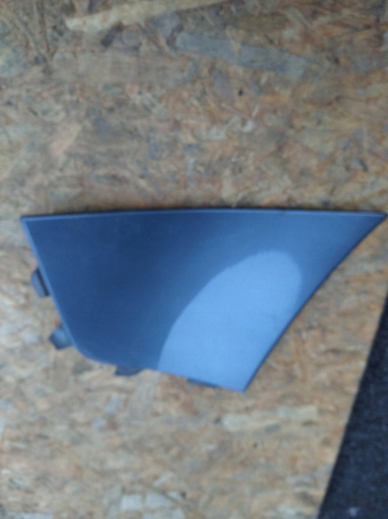 Заглушка бампера заднего правая левая volvo xc90 08626957 Недорого