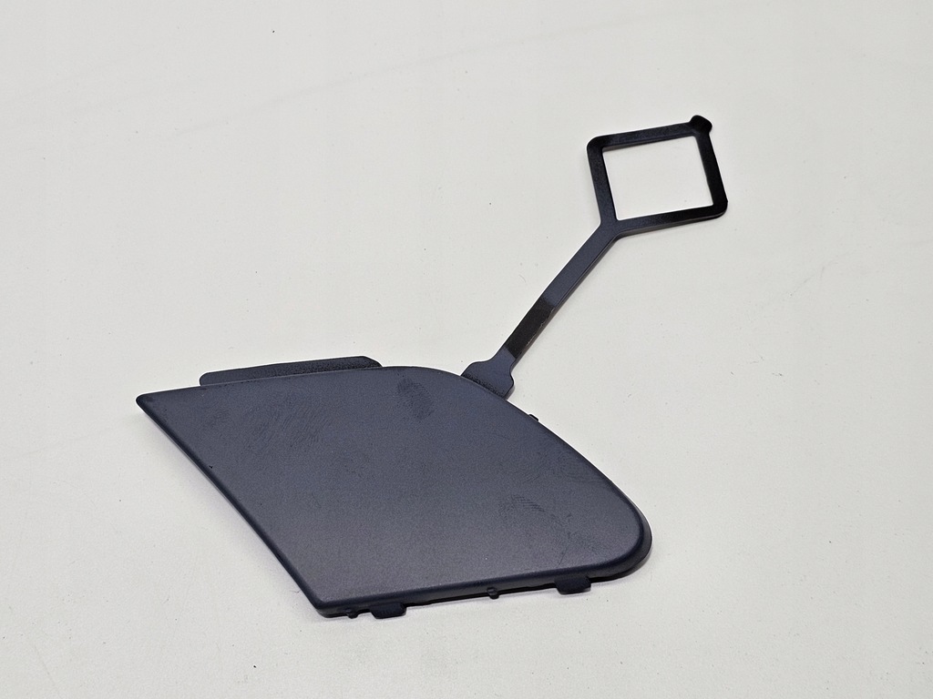 фото №1, Заглушка фаркоп заглушка бампера перед peugeot 208 i lift #4571