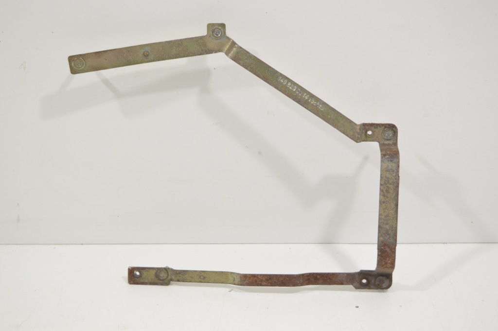 Купить Каркас кронштейн динамика bose правый перед mercedes w140 s klasa 1408200214