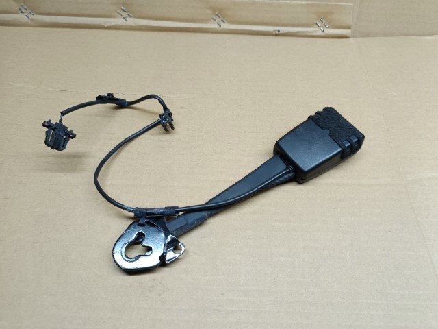 Audi a4 b8 a6 c7 кліпса поперечина ліве перед 8k0857755f Ціна