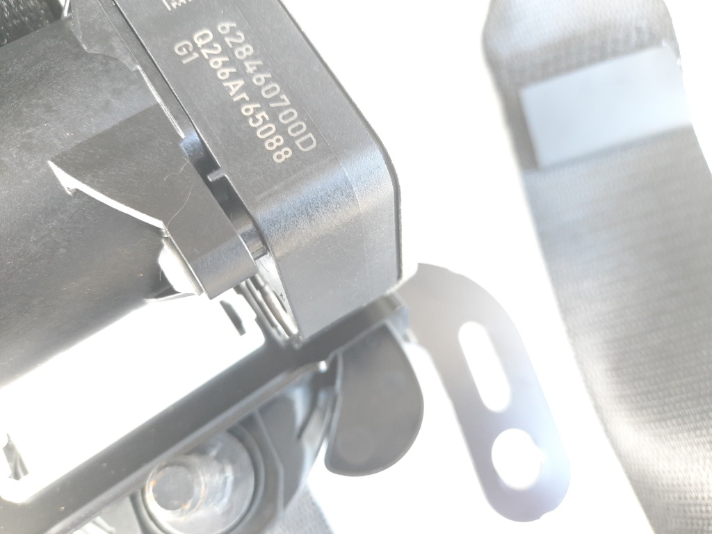 фото №2, Bmw f10 f11 pas безпеки правий лівий комплект