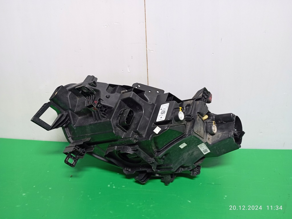 фото №8, Лампа права перед full led vw id3 id.3 10b941036a iq.light