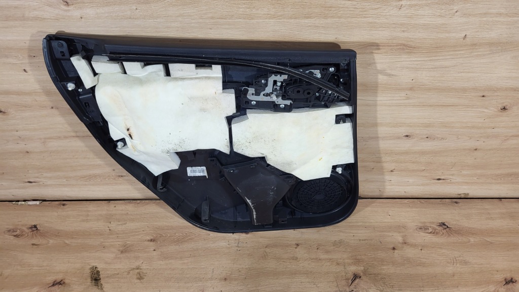 фото №7, Оббивка обшивка правий задня honda civic viii 8 ufo hb 5d