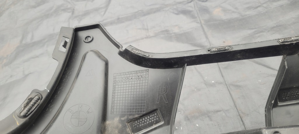 Напрямна бампера правий перед bmw x1 f48 Зі Шроту