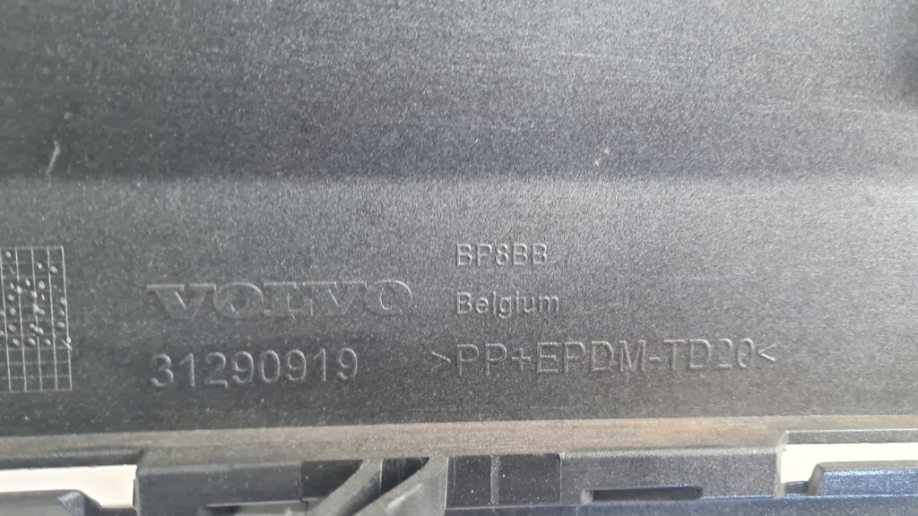 фото №9, Volvo v40 cross country бампер 12-16