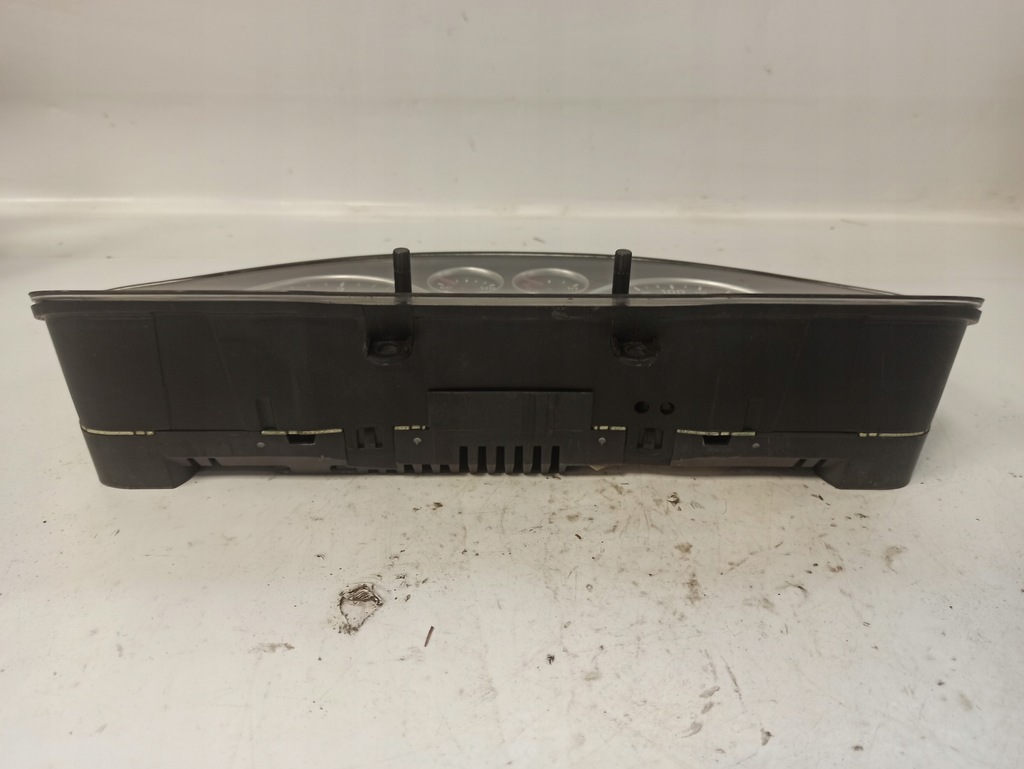 фото №10, Audi a6 c5 2.5 tdi счетчик приборы 4b0920933m