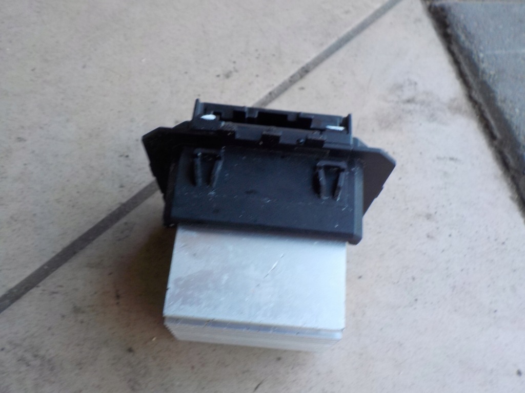 фото №3, Subaru xv 2011- 2017 rok резистор резистор вентилятор