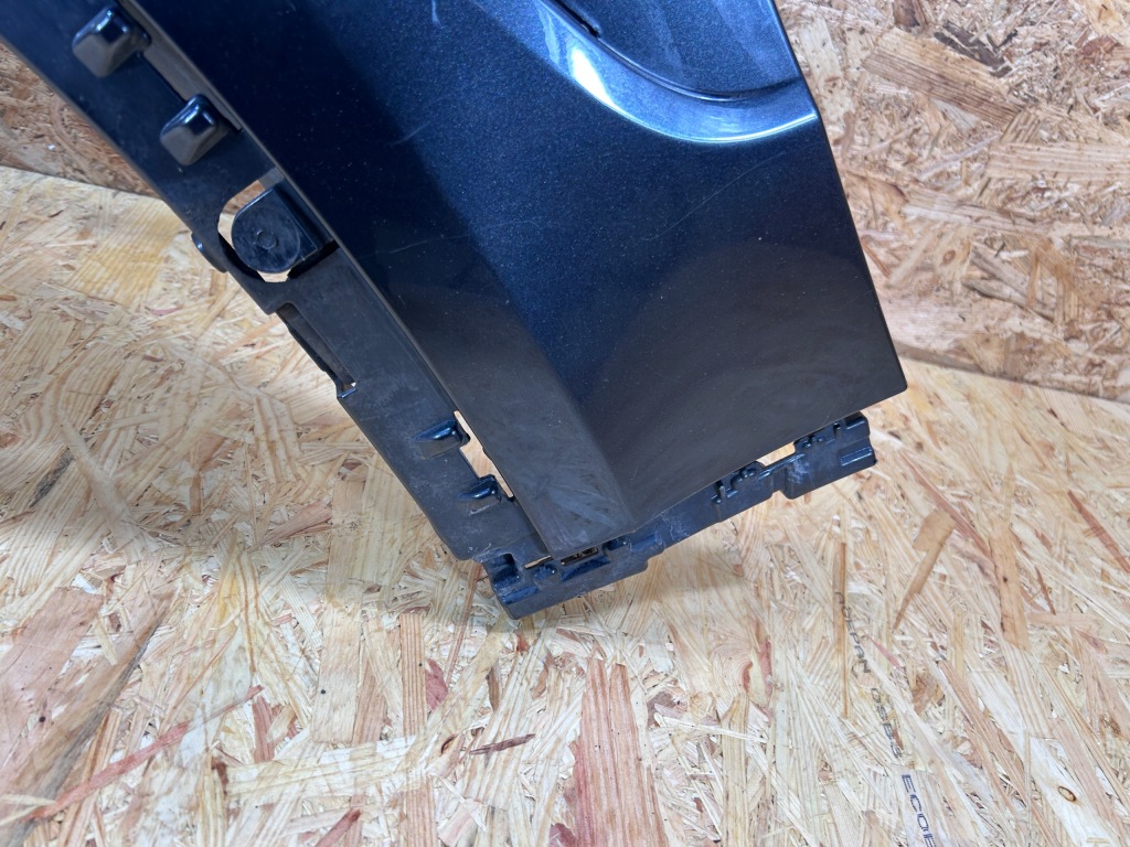 Крыло  перед передний левое  bmw x5 f15 код лакокрасочного покрытия a90/7 с Разборки