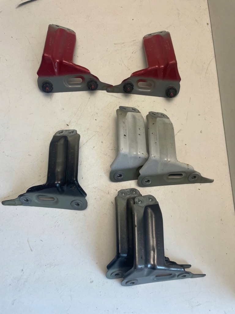 фото №1, Vw golf vii кронштейн крила праве ліва