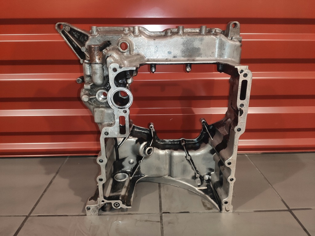 Audi q7 4l 3.0tdi cjg cjga верхний поддон масляная масла 059103601 целая оригинал Цена