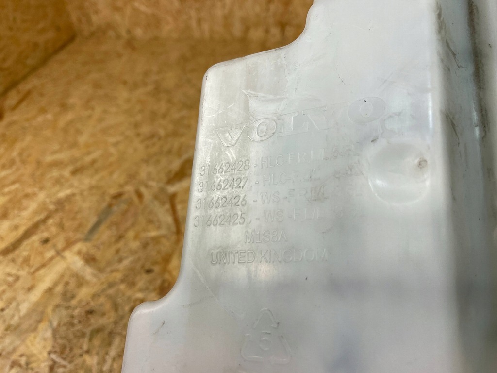 фото №9, Бак рідина омивача помпа volvo v90 s90 31662428 2016-