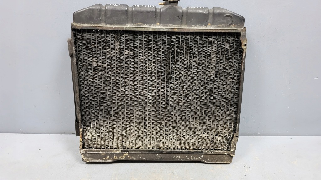 Радиатор воды mercedes w116 280s 1165012101 автоматическая коробка передач оригинал в Украине