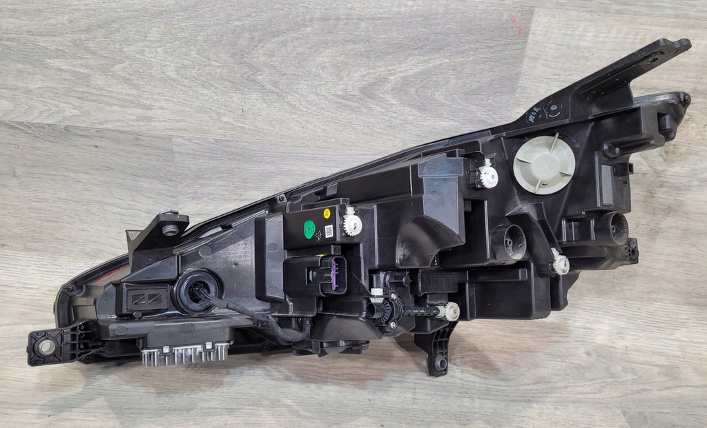 фото №7, Лампа передняя правая mg 4 mg4 22- europa saic vision full led