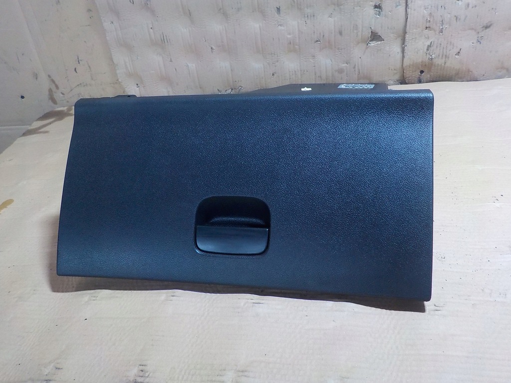 фото №1, Peugeot 308 бардачок пассажира