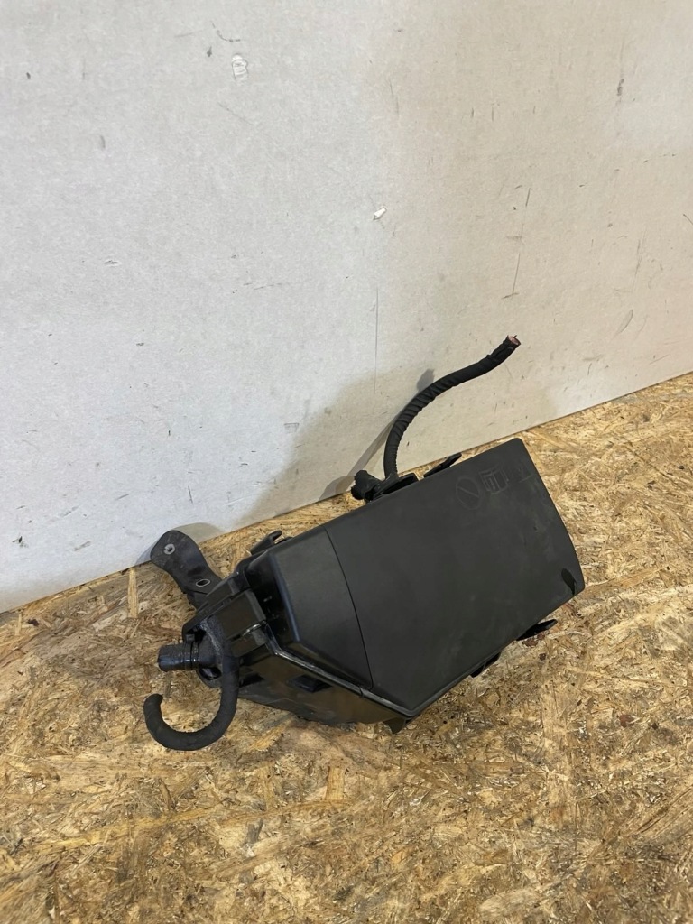 фото №1, Volvo xc40 t5 коробка предохранителей 31473880