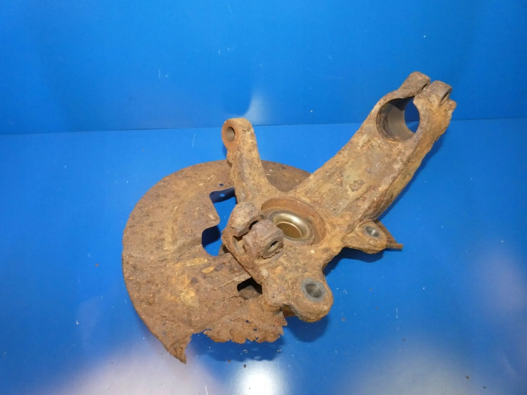 фото №2, Volvo xc60 i поворотний кулак ступиця лівий ліва перед передня