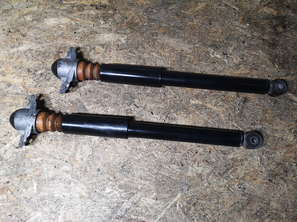 фото №1, Audi q3 8u амортизатор задний левый правый