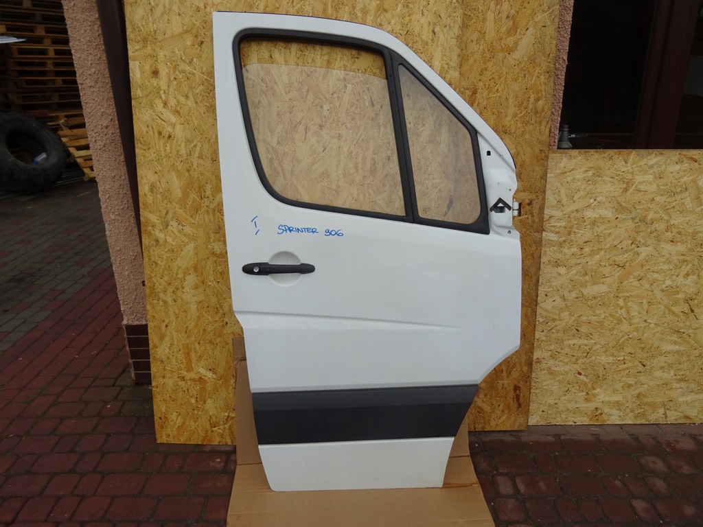 фото №1, Mercedes sprinter 906 дверь правое правый перед