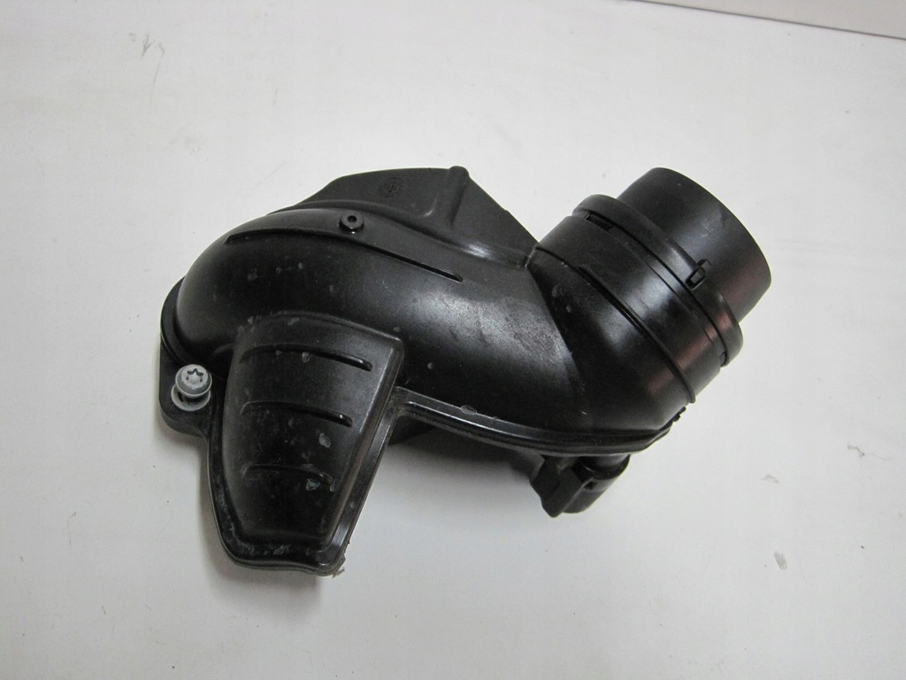 фото №1, Труба воздухозаборник vw taigo 05c129654