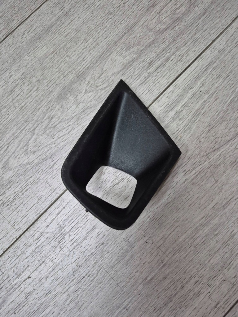 Купить 13360. sandero ii решётка хром правый перед 261a29464r