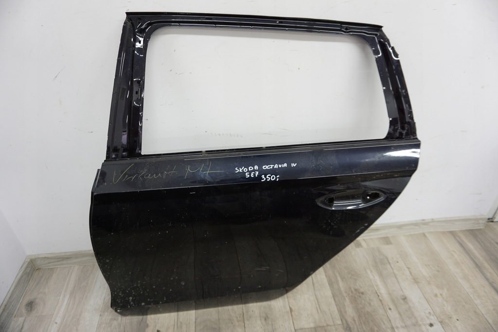 фото №1, Skoda octavia iv 5e7 kombi дверь левая задняя задние