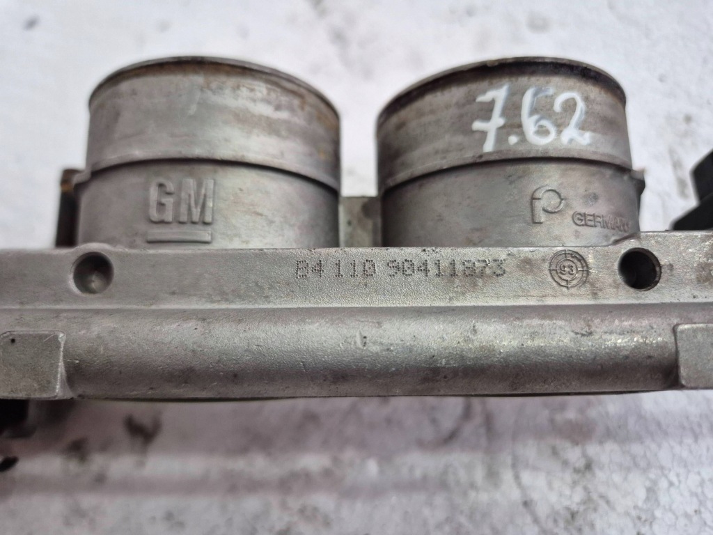 Дроссельная заслонка 90411873 opel sintra 3.0 v6 в Украине