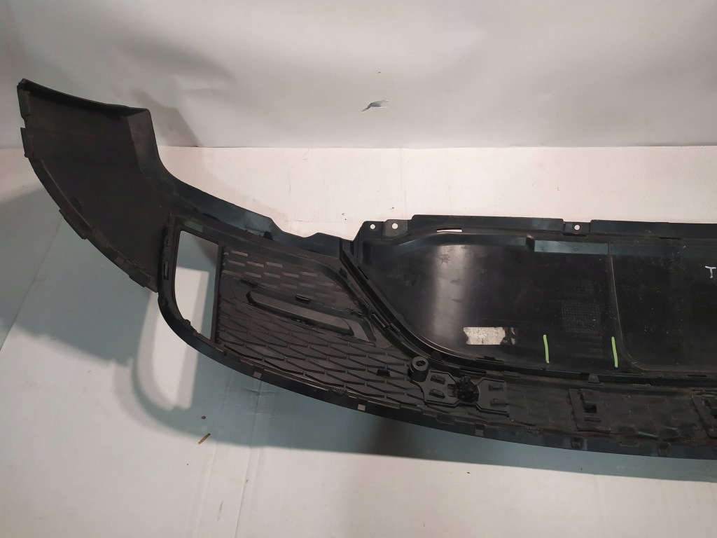 фото №10, Накладка спойлер бампер dół задня задня jaguar e-pace j9c3-17a958-a