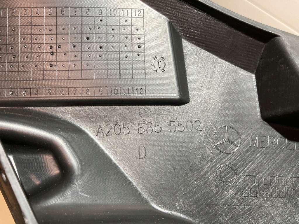 фото №10, Напрямна бампера лівий передній mercedes w205 amg lift