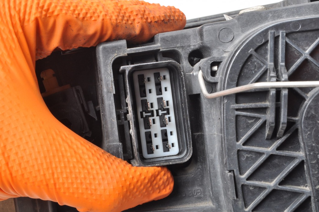 фото №7, Volvo s40 ii v50 лампа права передня правий перед europa lift 31265701