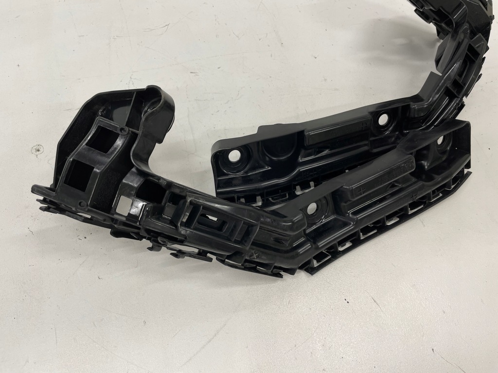 фото №2, Напрямна бампера правий лівий задня vw t-roc 2ga