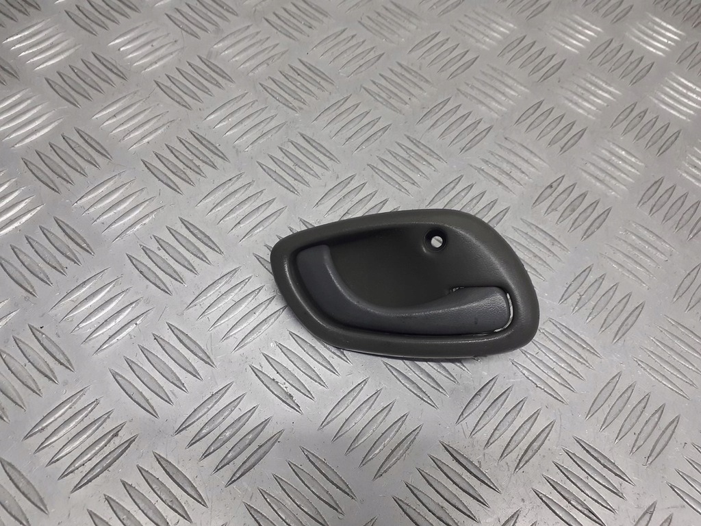 фото №1, Ручка правая задняя внутренняя suzuki baleno