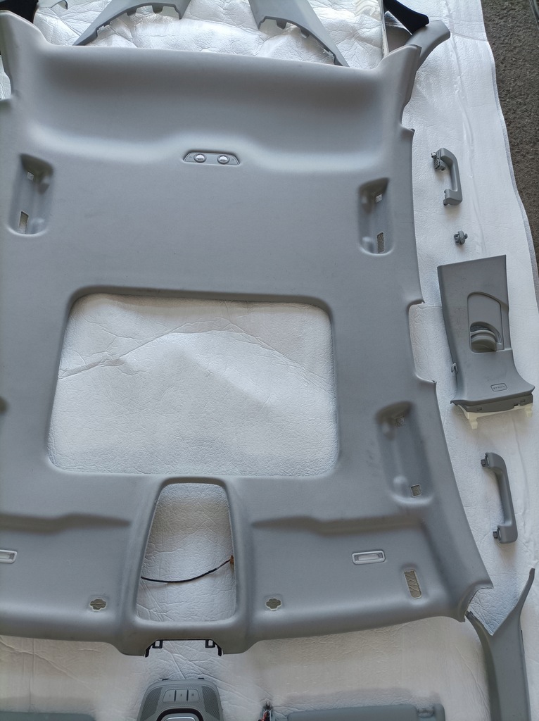 фото №7, Audi a4 b9 потолок