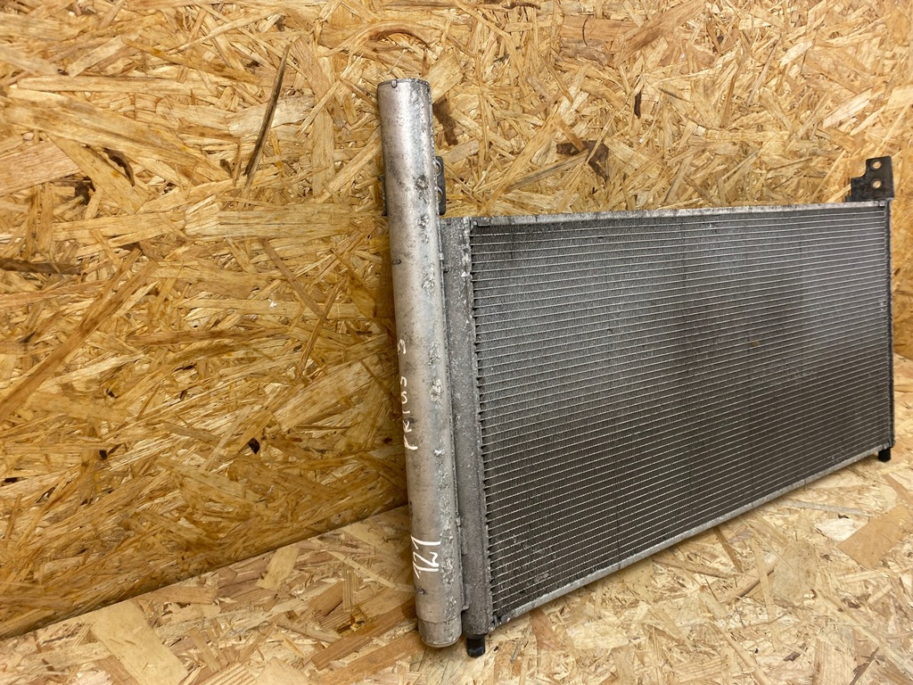 фото №6, Радиатор кондиционера toyota prius iii 1.8h 2009-