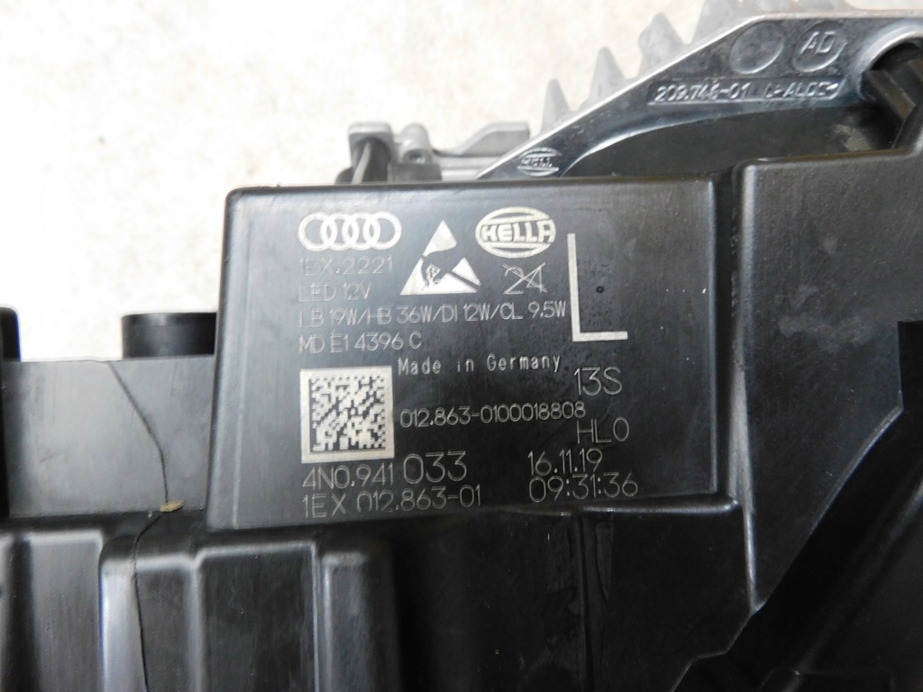 фото №15, Audi a8 d5 4n full led лампа ліва права повний nowe !