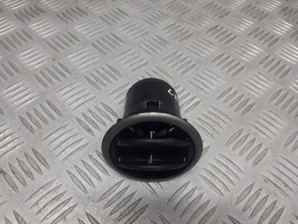 фото №3, Решітка обдув mazda 2 dy