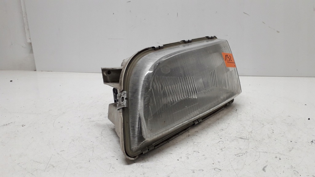 фото №9, Volvo v40 95-99 лампа левая перед