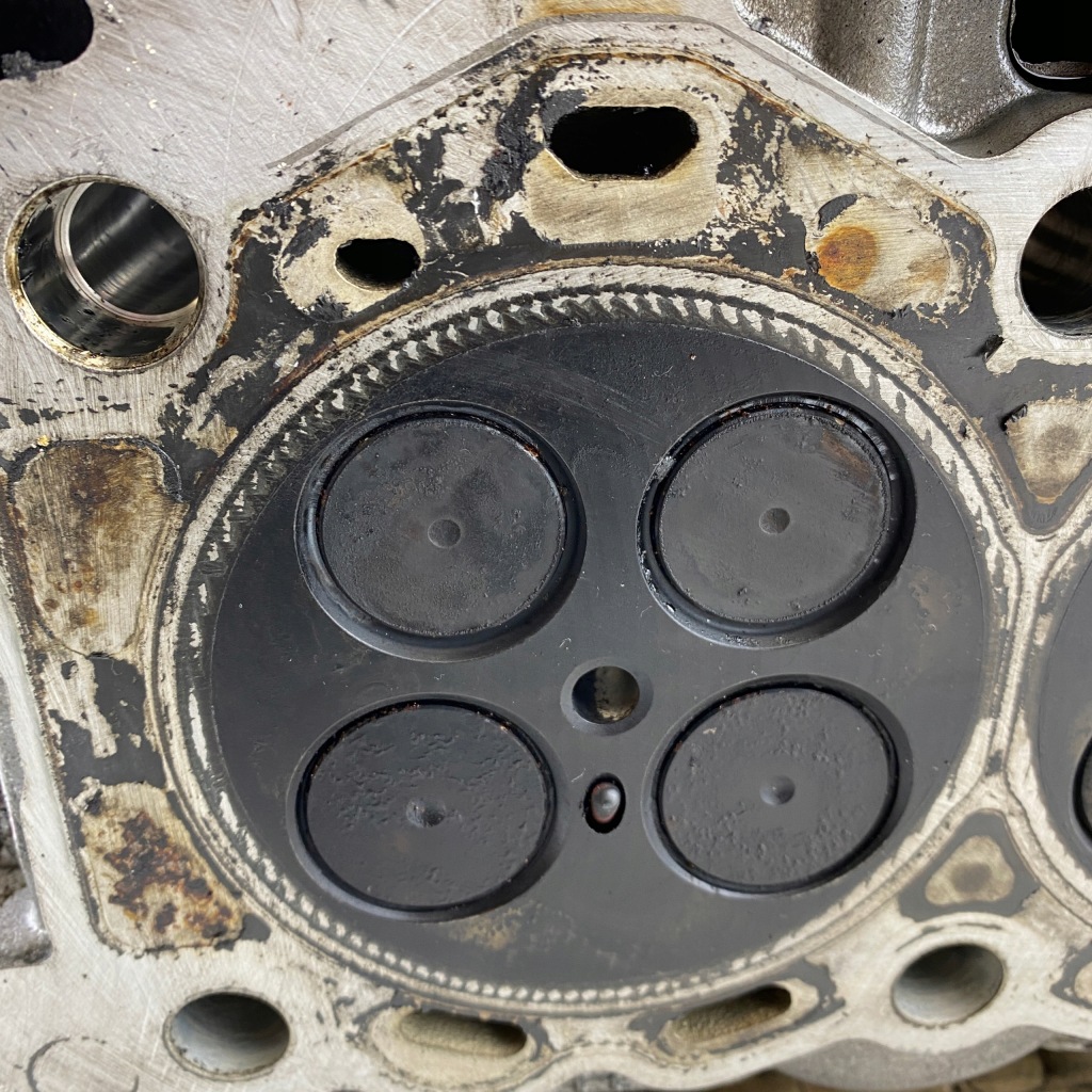 фото №6, Головка двигуна land rover discovery velar 3.0 jaguar xf xj 306dt