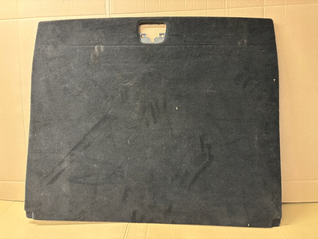 фото №1, Mercedes glb плита багажника a2476804706 оригінал