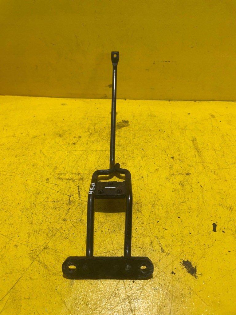 фото №1, Bmw 3 e90 e91 панель кріплення радіатора