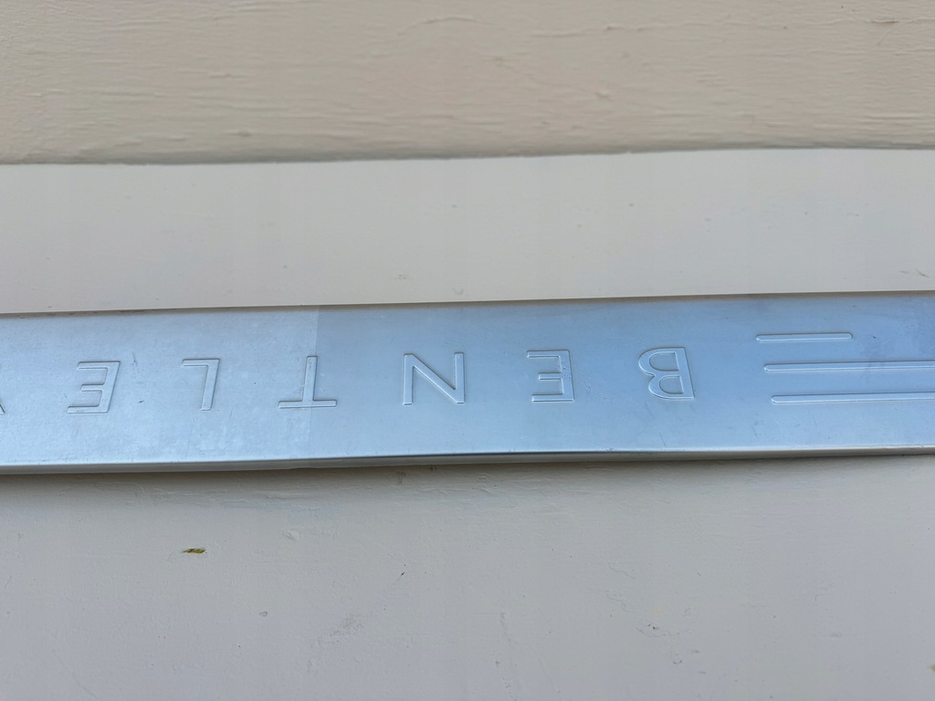 фото №8, Bentley continental gt 04r порог правый молдинг порог правая 3w8853538g