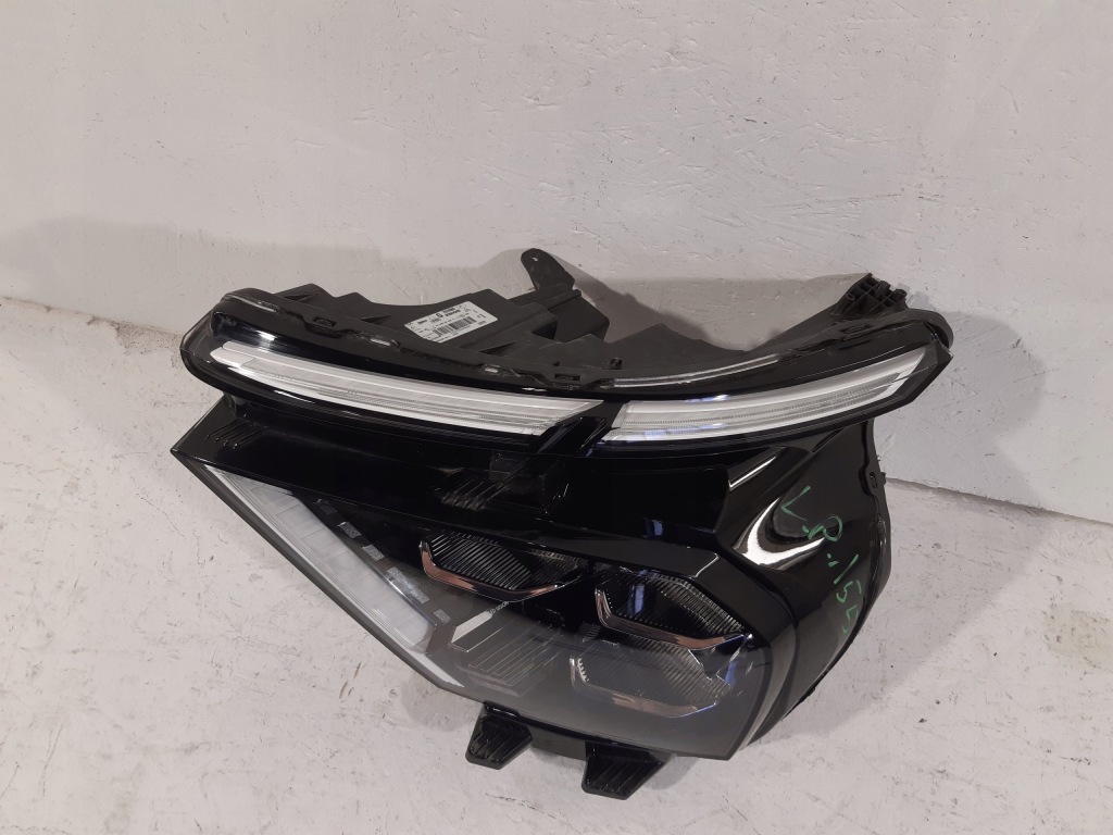 фото №2, Citroen c3 iii фара левый led