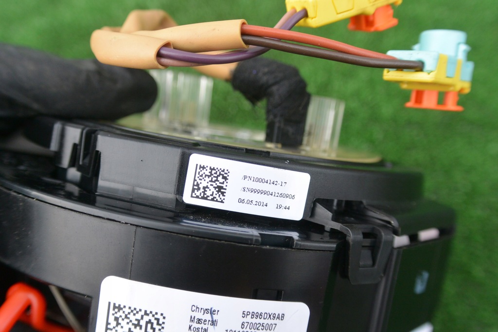 фото №6, Переключатели лента шлейф quattroporte ghibli levante