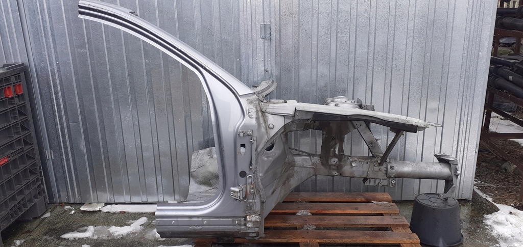 фото №1, Audi a8 d3 чверть лонжерон блок двигуна передній a