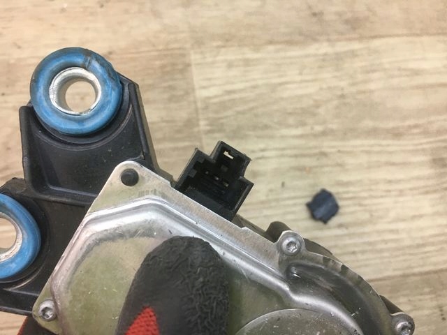 фото №5, Volvo v70 iii моторчик дворники задний 3129078