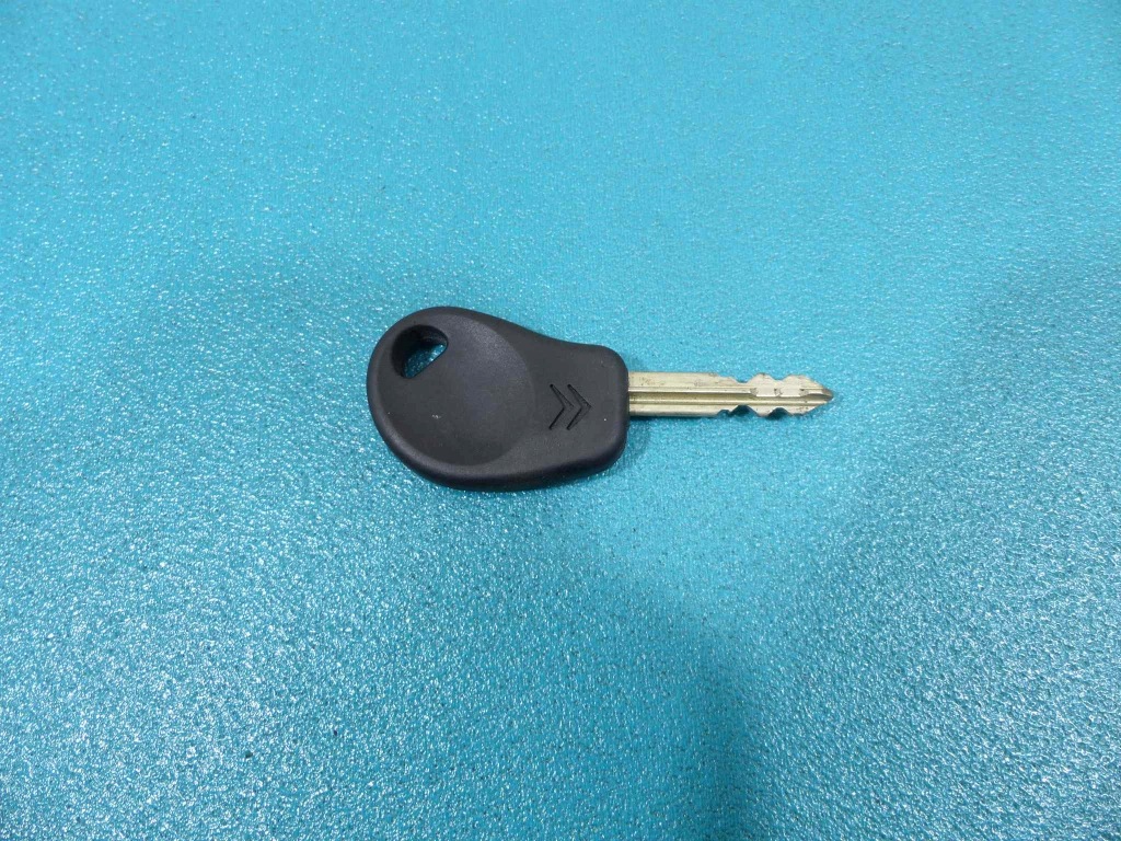 фото №9, Бортовий комп'ютер набір 5ws40135c-t xsara ii 2.0 hdi