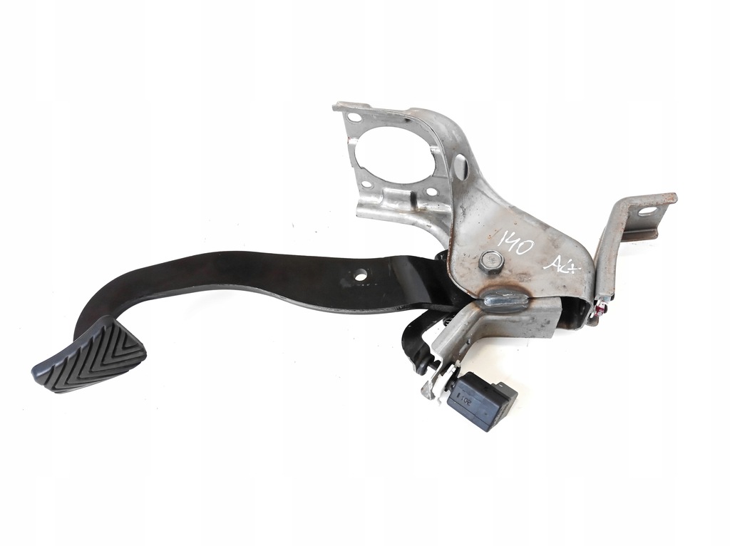 фото №1, Педаль гальма hyundai i40 32800-3x900